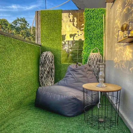 Zero Apartment *